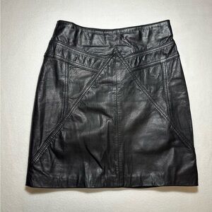 Elegant Black Leather Mini Skirt